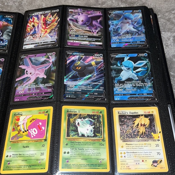 100 Mystery Pokémon cards Modern V V-Max \Vintage - Picture 11 of 15